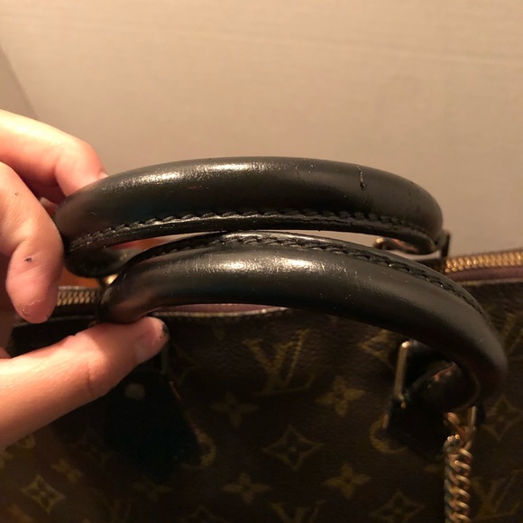 SOLD ON ♏️ - Picture 6 of 8